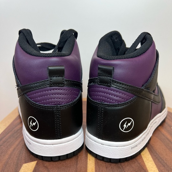 Nike Dunk High - Picture 4 of 7